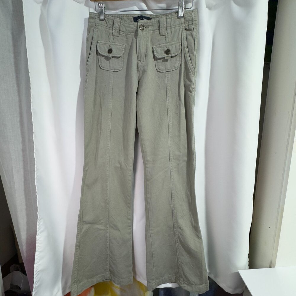 Aeropostale Women’s Low Rise Flare Olive Green Pants Size 0 Y2K Stretch